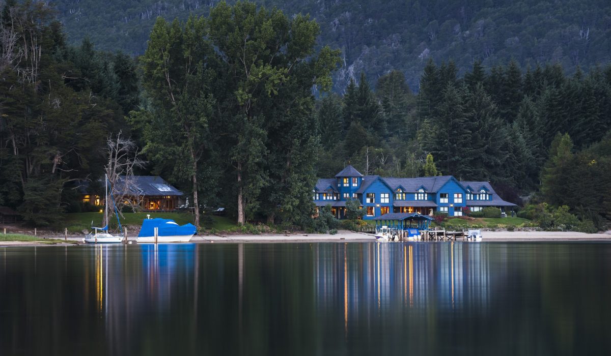 Las Balsas Gourmet Hotel and Spa at night, Villa la Angostura, Neuquen, Patagonia, Argentina, South